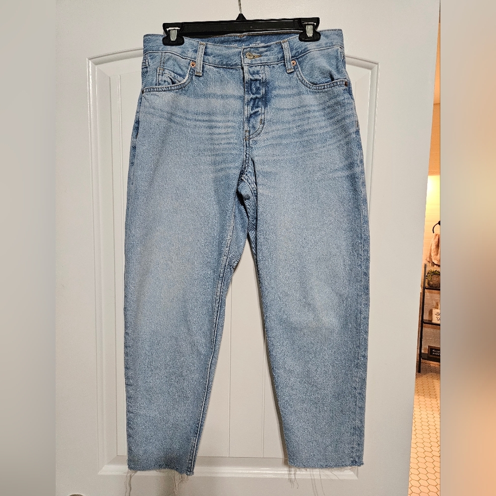 Old Navy High-Rise Slouchy Taper Jeans - Light Blue